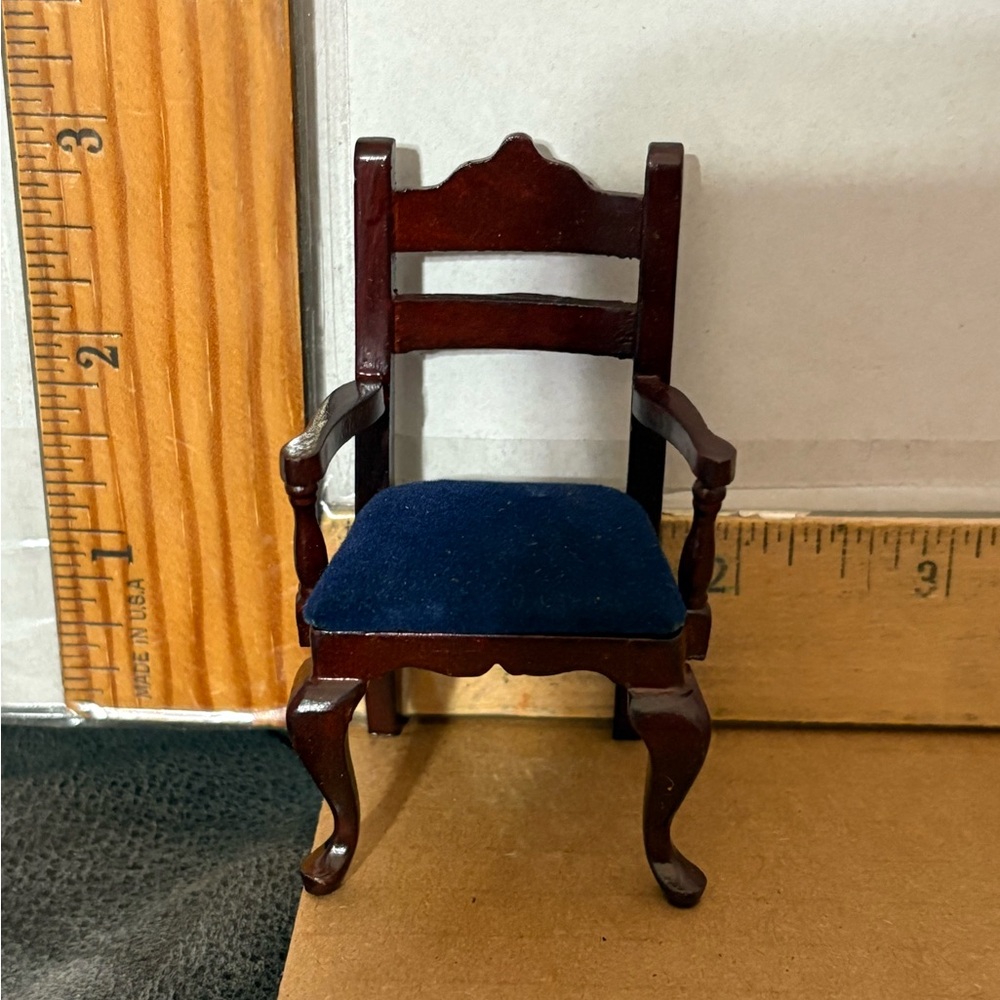 vintage Dollhouse Concord‎ Museum Miniature Wooden Queen Anne Arm Chair blue